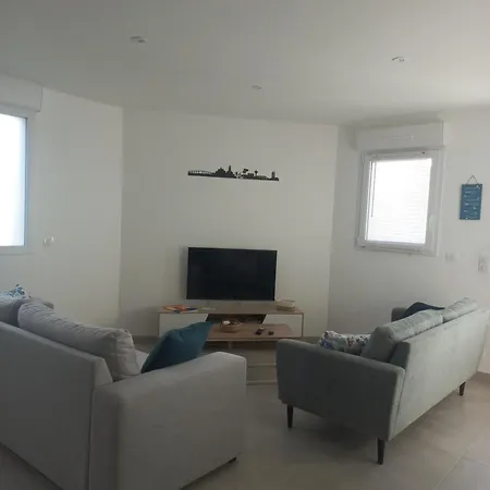 Maison 4 Neuve Et Conviviale A 200m De La ! Holiday home