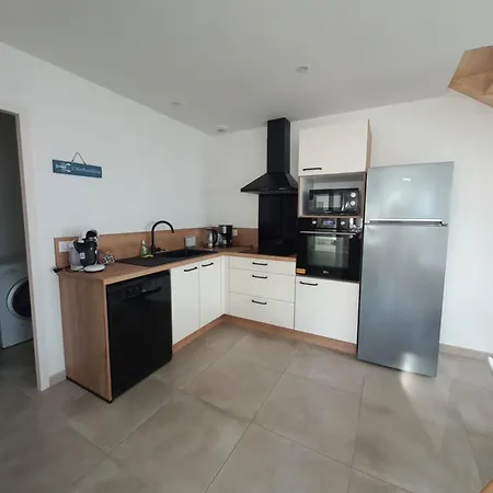 Holiday home Maison 4 Neuve Et Conviviale A 200m De La ! Noirmoutier-en-l'Ile