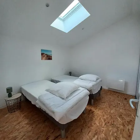 Holiday home Maison 4 Neuve Et Conviviale A 200m De La !